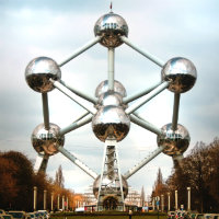 atomium_brussels_sm.jpg